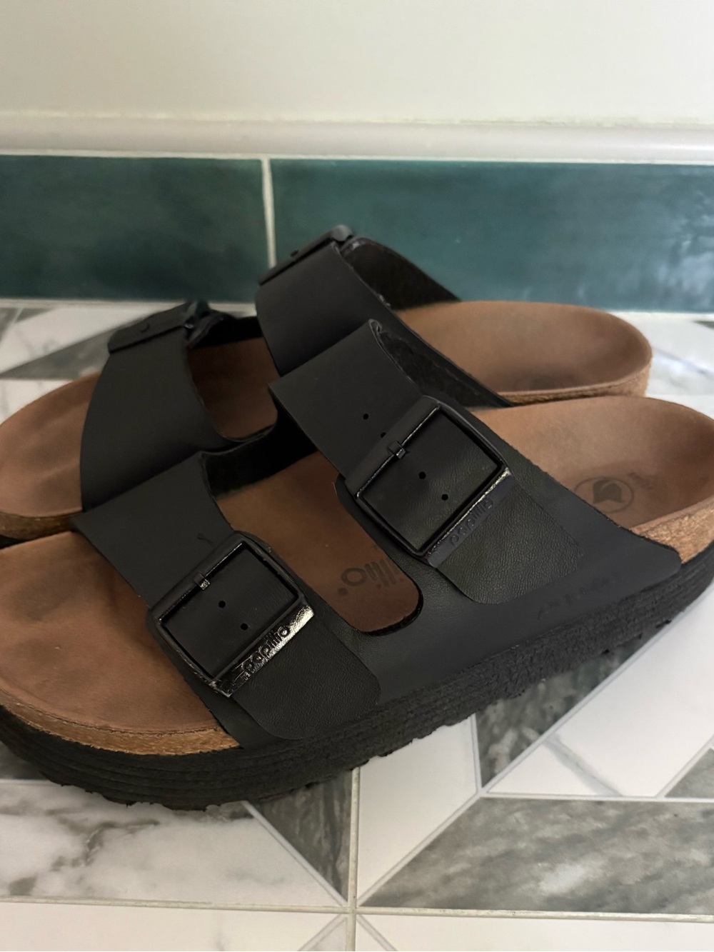 Papillio Birkenstock Arizona Womens Size 7 Platform Black Straps Sandals Shoes